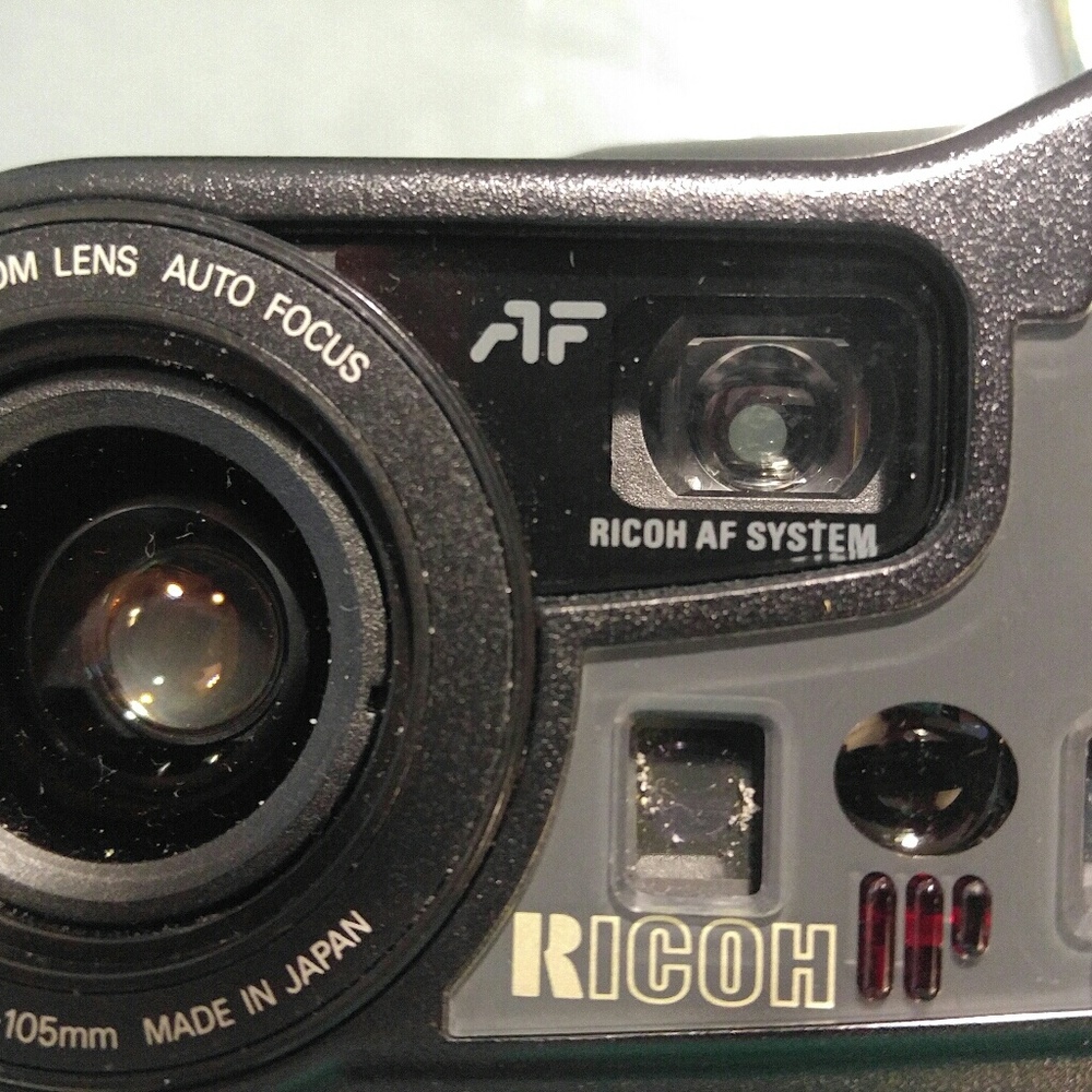 Camera withcase - Picture 2 of 4